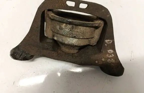 Ford Transit - Tourneo Connect Engine mount bracket 1M516F012BA
