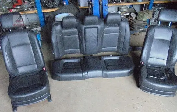Hyundai Genesis Seat set 