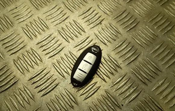 Nissan Juke II F16 Ignition key/card S180144500