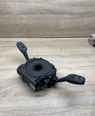 BMW 1 E81 E87 Wiper turn signal indicator stalk/switch 6989566