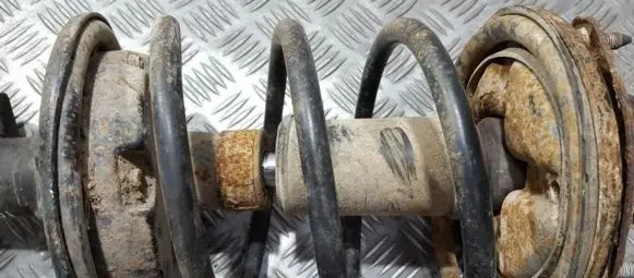 Volvo S40, V40 Front coil spring