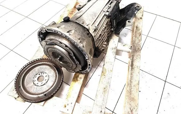 Mercedes-Benz Vito Viano W447 Manual 6 speed gearbox A4472704100
