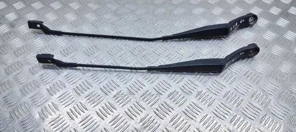Peugeot 308 Front wiper blade arm 9677256180 9677256280