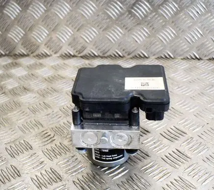 Tesla Model 3 ABS Pump 2265106527 104474500B