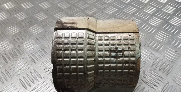 Exhaust heat shield