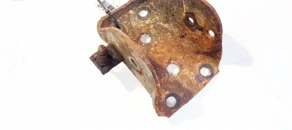 Volkswagen Golf III Bracket in trunk/boot 