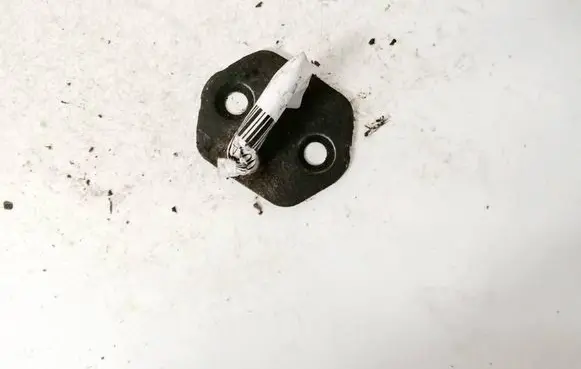 Toyota Auris 150 Front door lock loop/hook striker 