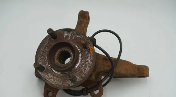 Front wheel hub