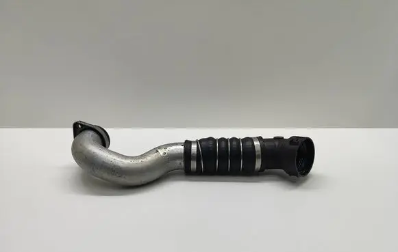 BMW 5 E60 E61 Intercooler hose/pipe 7798438 779843804 11884410