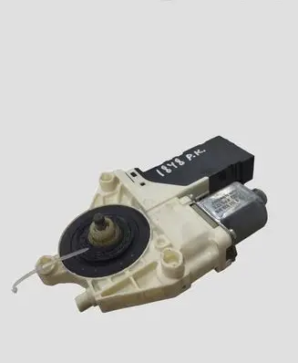 Peugeot 407 Front door window regulator motor 9663036480 0130822200 1137328400