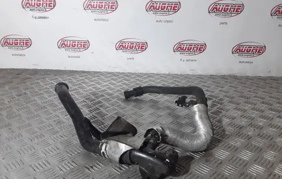Engine coolant pipe/hose