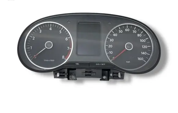 Volkswagen Polo V 6R Speedometer (instrument cluster) 6R0920960F 1020701191