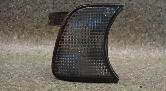 BMW 5 E34 Front indicator light 183269B