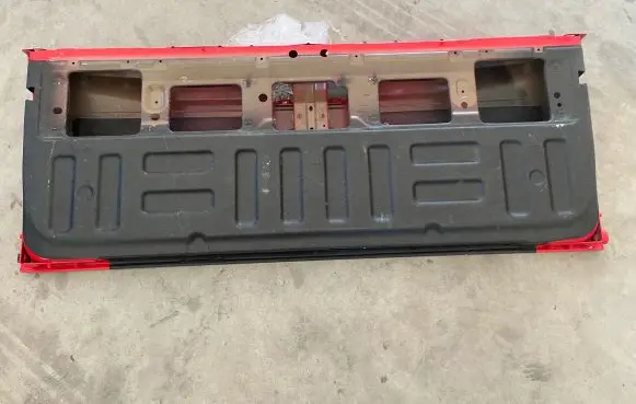 Ford F150 Pickup box rear panel tailgate 9940746 L12020