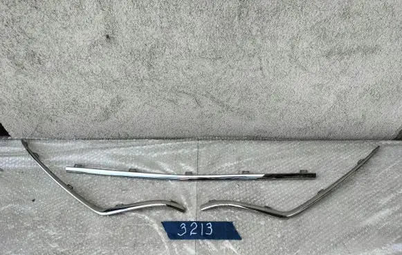 Mercedes-Benz GLE W167 Front bumper splitter molding A1678854606