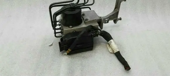 Mercedes-Benz CLK A209 C209 ABS Pump A0044316212