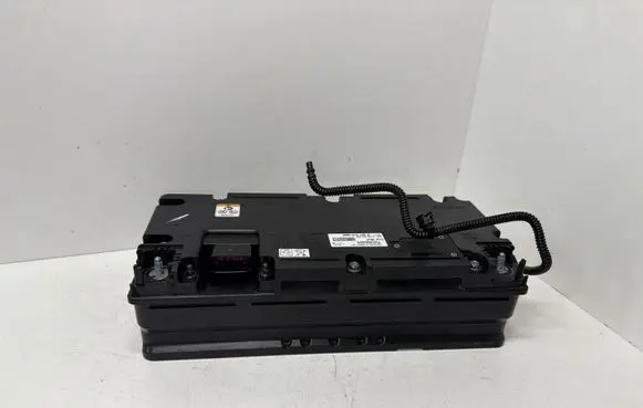 Audi SQ7 Hybrid / electric car battery 4M0915105B