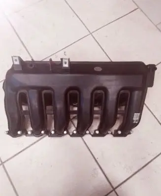 BMW X5 E70 Intake manifold 7790700 7790701 11617790700