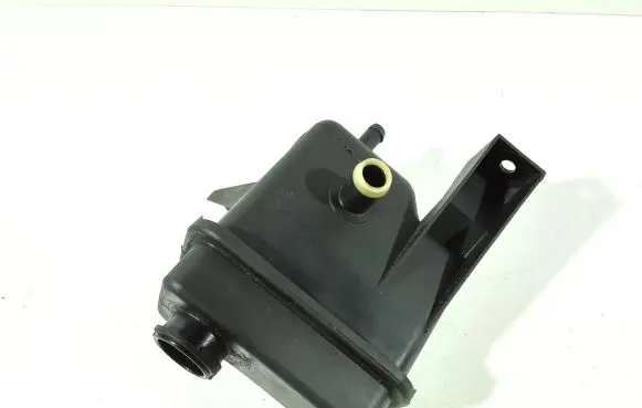 Mitsubishi Space Star Power steering fluid tank/reservoir