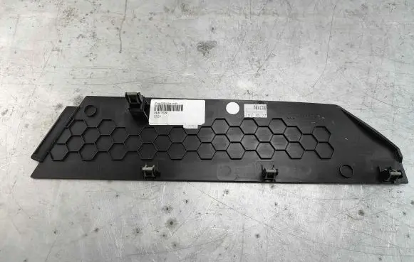 Other center console (tunnel) element