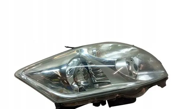 Toyota Auris 150 Headlight/headlamp 