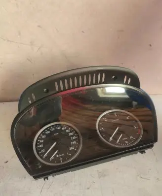 BMW 5 E60 E61 Speedometer (instrument cluster) 6958600