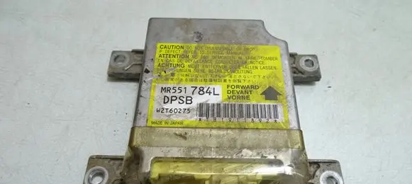 Mitsubishi Pajero Airbag control unit/module MR551784L