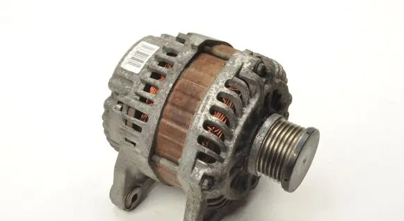 Renault Clio IV Generator/alternator 231009412R