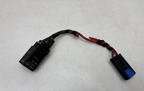 Audi A4 S4 B8 8K Glow plug pre-heat relay 0281003032 457 038907281B