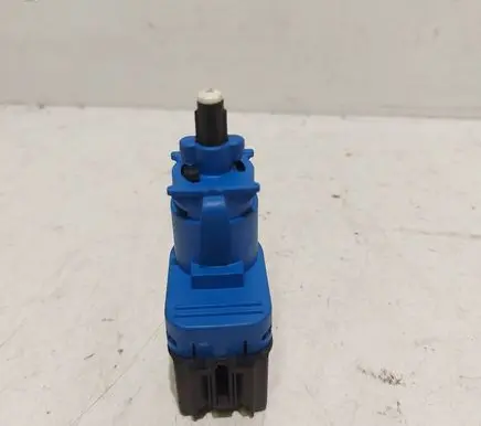 Mazda 3 II Brake pedal sensor switch BN7N
