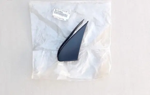 Toyota Corolla E120 E130 Fender trim (molding) 60118-02020 A60118-02020