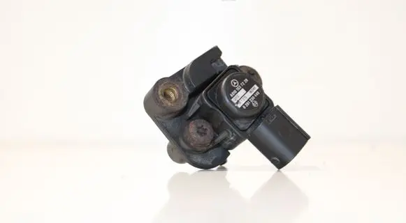 Mercedes-Benz Sprinter W906 Air pressure sensor A0101537228