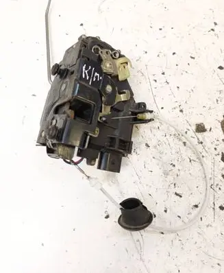 Audi A4 S4 B6 8E 8H Front door lock 4B1837015G