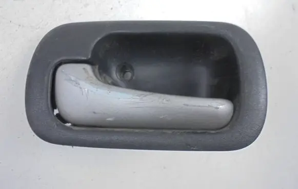 Honda HR-V Rear door interior handle 
