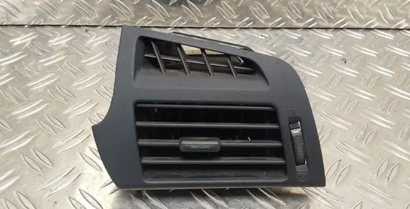 Toyota Verso Dashboard side air vent grill/cover trim 556500F020