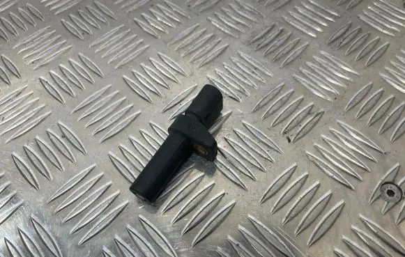 Mercedes-Benz E W211 Crankshaft position sensor 0031532828
