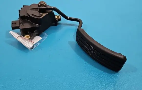 Renault Modus Accelerator throttle pedal 8200139319 IMPRK1546454