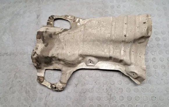 BMW 1 F20 F21 Heat shield in engine bay 7241773