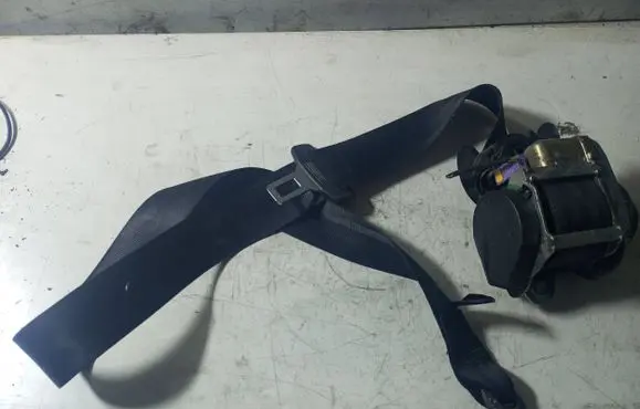 Seat Toledo III (5P) Front seatbelt 5P0857705B 167112