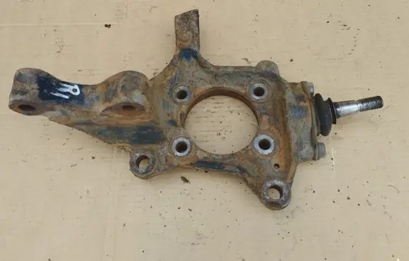 Volvo XC90 Front wheel hub spindle knuckle P30647992