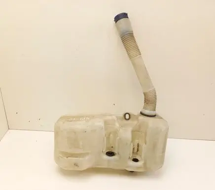 Windshield washer fluid reservoir/tank