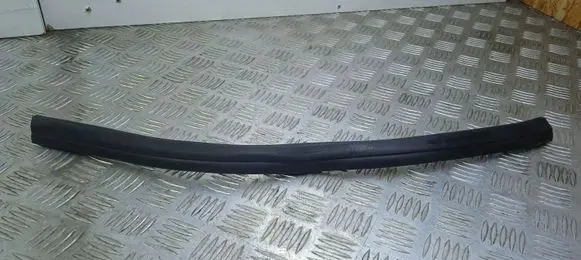Mercedes-Benz C AMG W204 Engine compartment rubber A2046280198