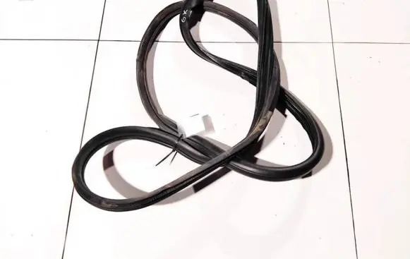 KIA Sorento Rubber seal rear door 