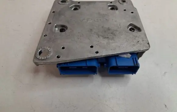 Hyundai i10 Bonnet Pedestrian Airbag Actuator 95910K7200