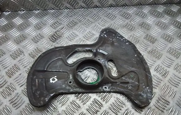 Mercedes-Benz C W204 Front brake disc dust cover plate A2044202644