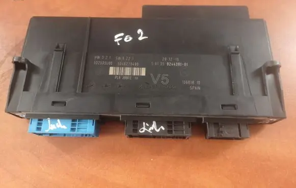 BMW 7 F01 F02 F03 F04 Comfort/convenience module 9244391