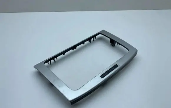Volkswagen PASSAT CC Radio/GPS head unit trim 3C0858069AE 3C0919234A