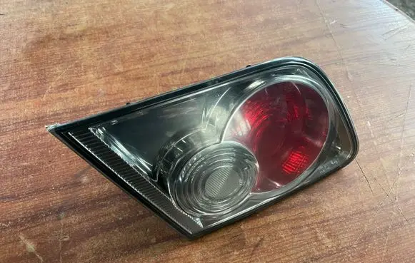 Mazda 6 Tailgate rear/tail lights A046745