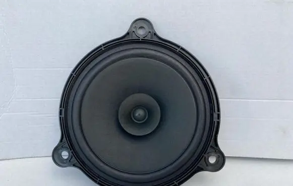 Opel Movano C Front door speaker