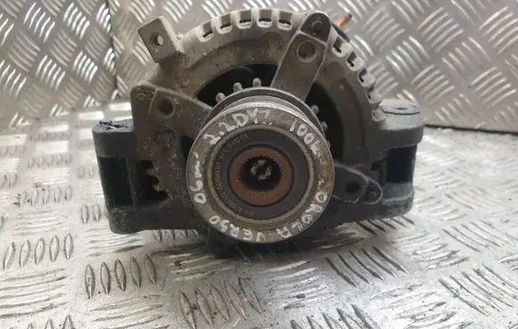 Toyota Corolla Verso AR10 Generator/alternator